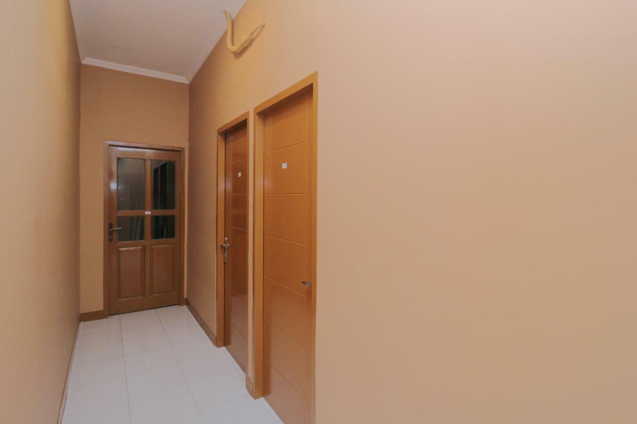 Reddoorz @ Jalan Morotai Lampung Hotel Bandar Lampung Exterior photo