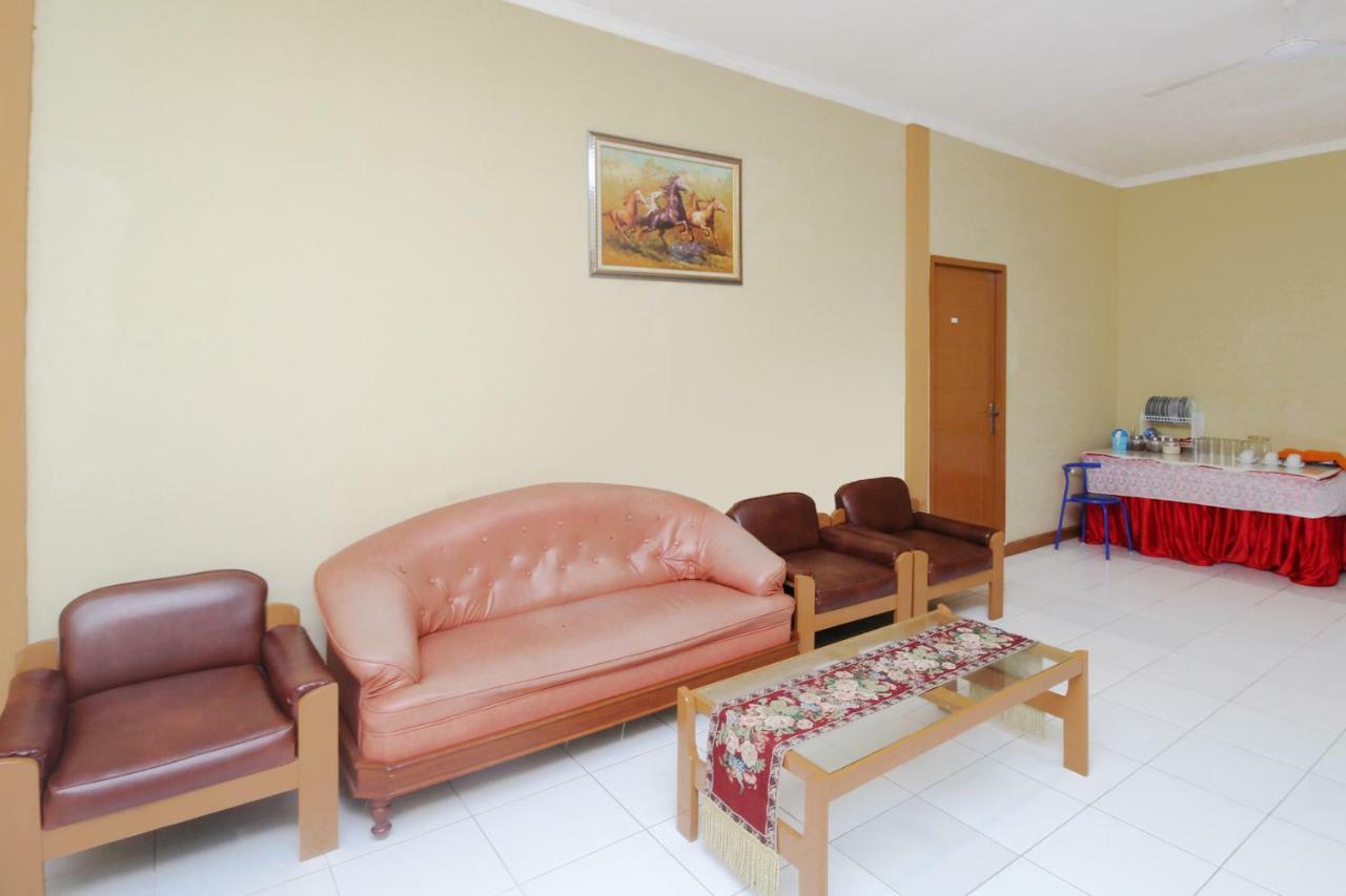 Reddoorz @ Jalan Morotai Lampung Hotel Bandar Lampung Exterior photo